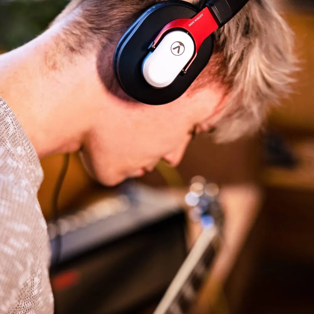 Austrian Audio Hi-X15