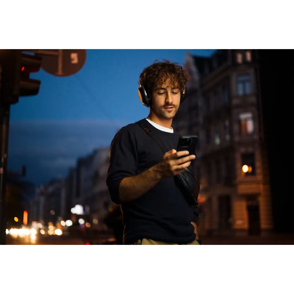 beyerdynamic AVENTHO 300 Black