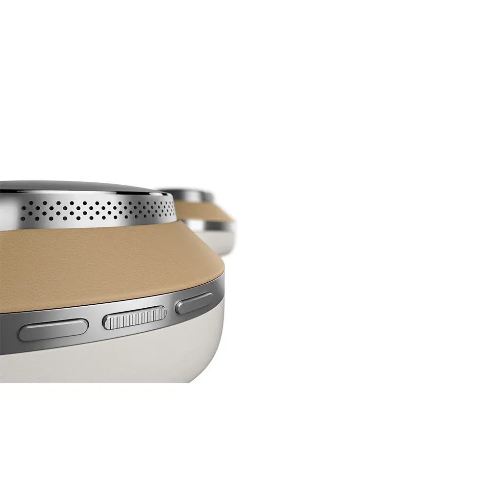 Bowers & Wilkins Px8 Tan