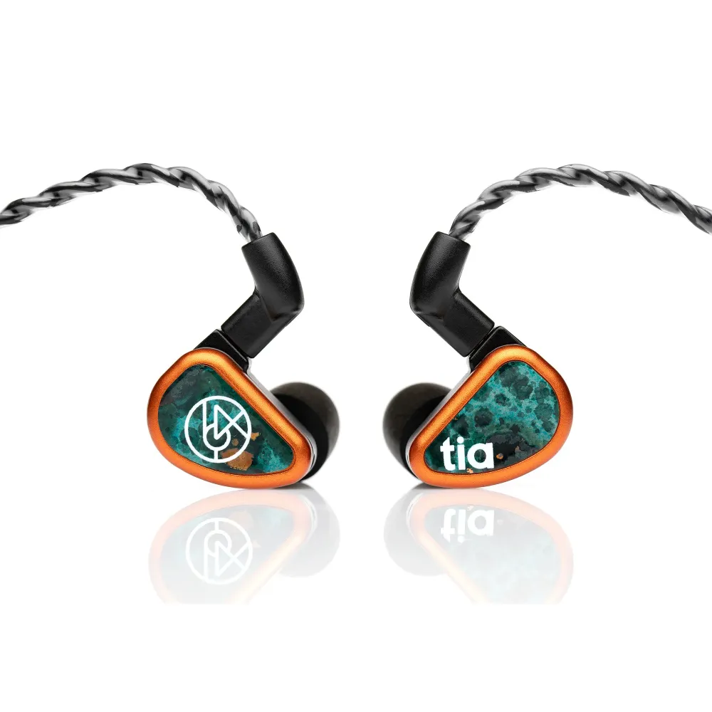 64 Audio Fourte