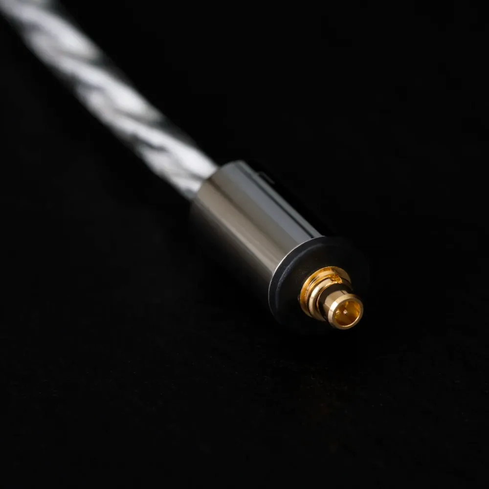 Final Audio A10000 Collector’s Edition Gold