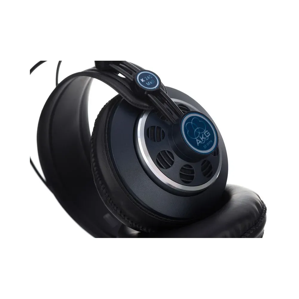 AKG K240 MKII