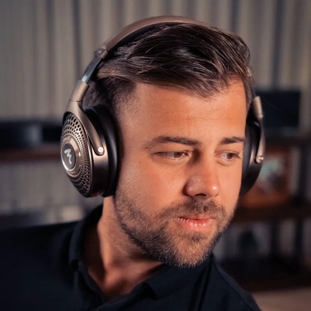 Focal Bathys MG Chestnut