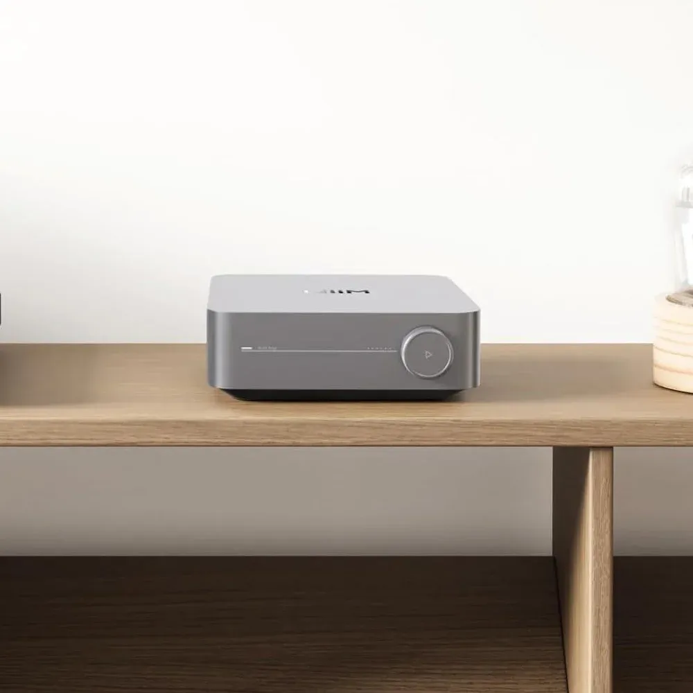 WiiM AMP Space Gray