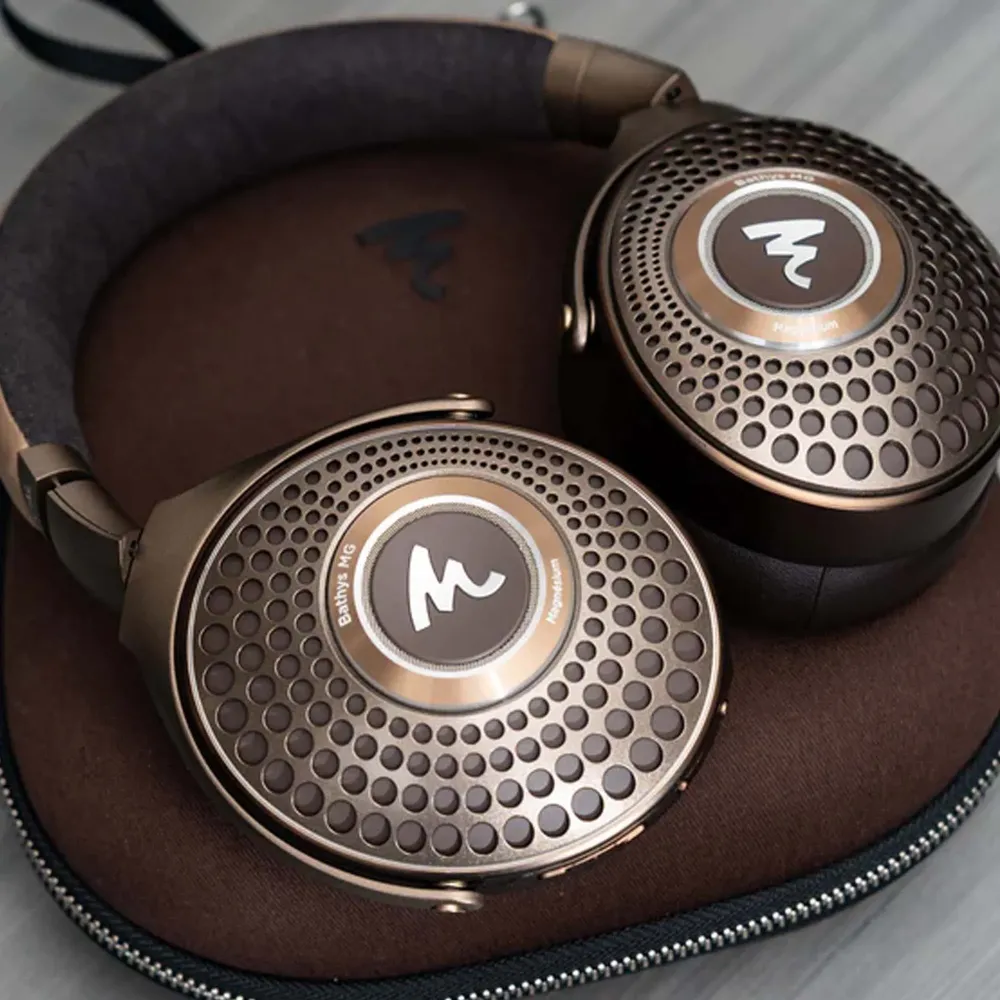 Focal Bathys MG Chestnut
