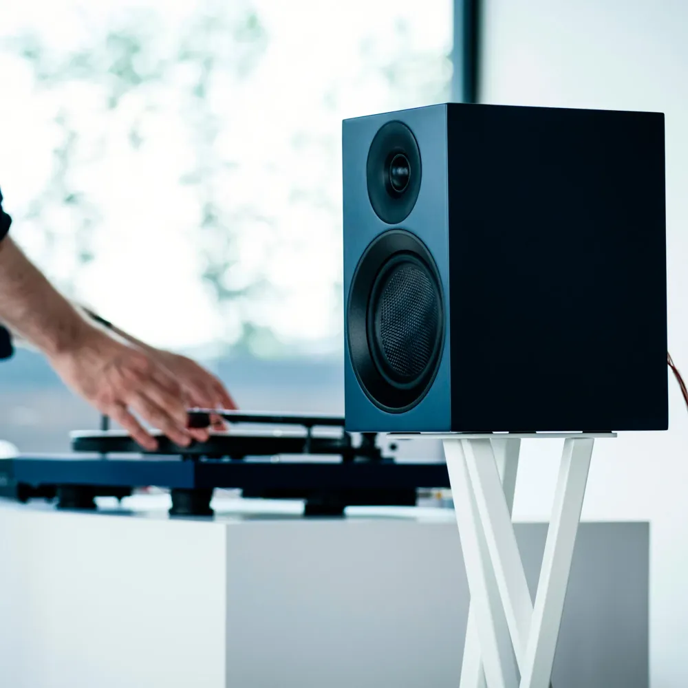 Pro-Ject Speaker Box 5 E Carbon Satin Blue