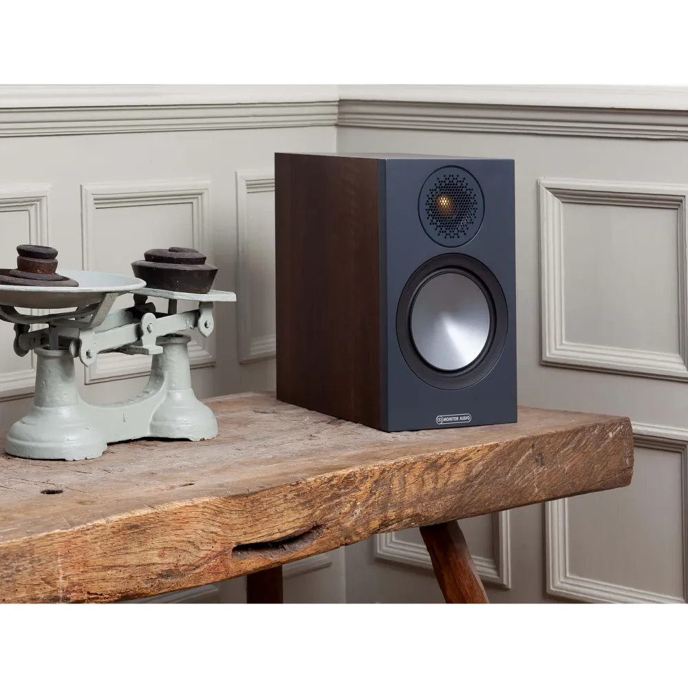 Monitor Audio Bronze 50 (6G) Walnut