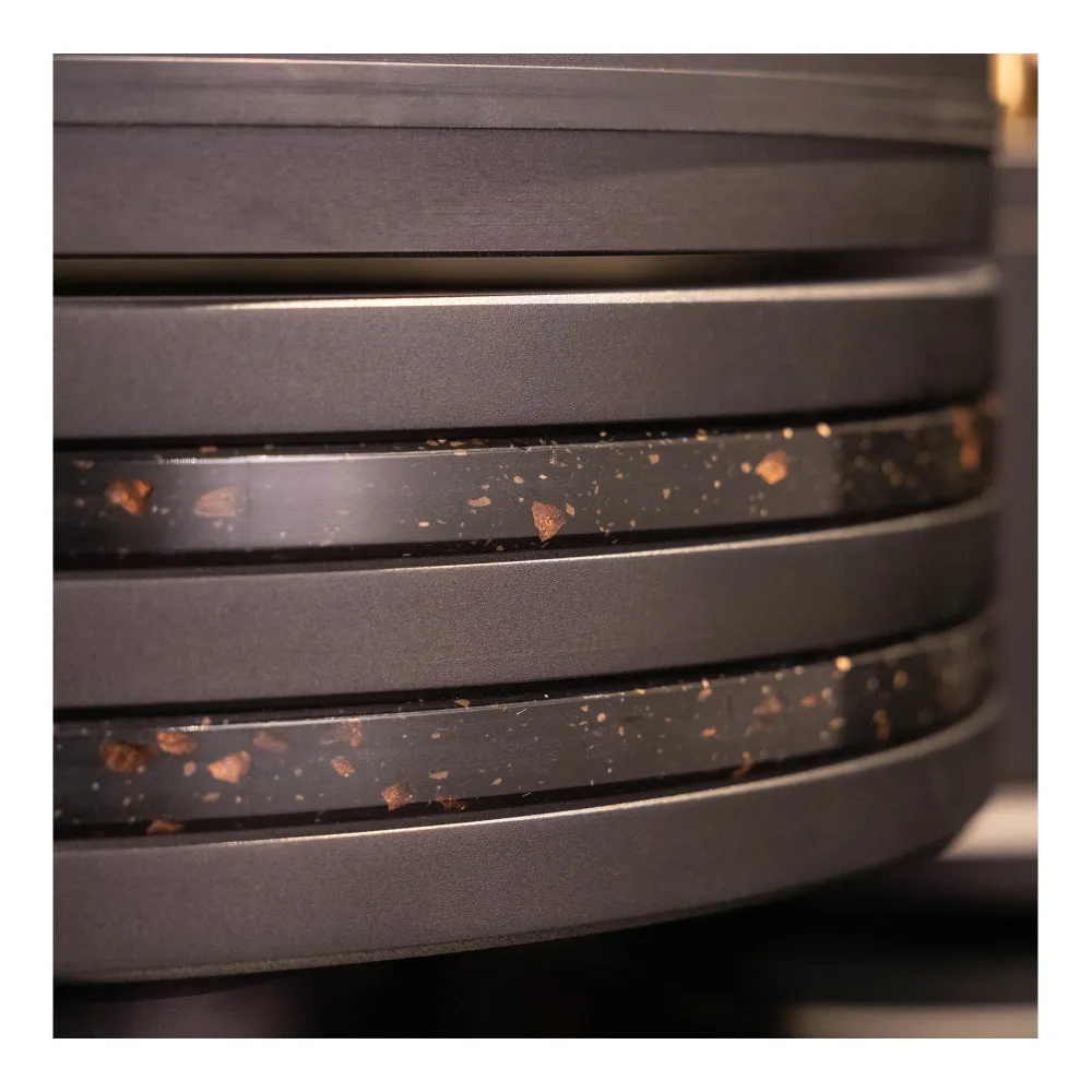 Auris Bayadere 5 Black Hawk 24k Gold Tonearm Black/Gold