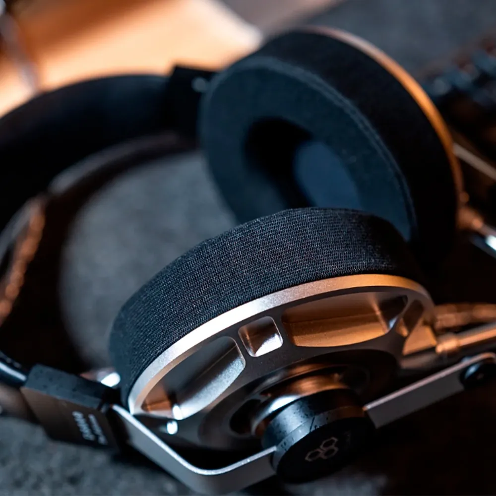 Final Audio D8000 Silver