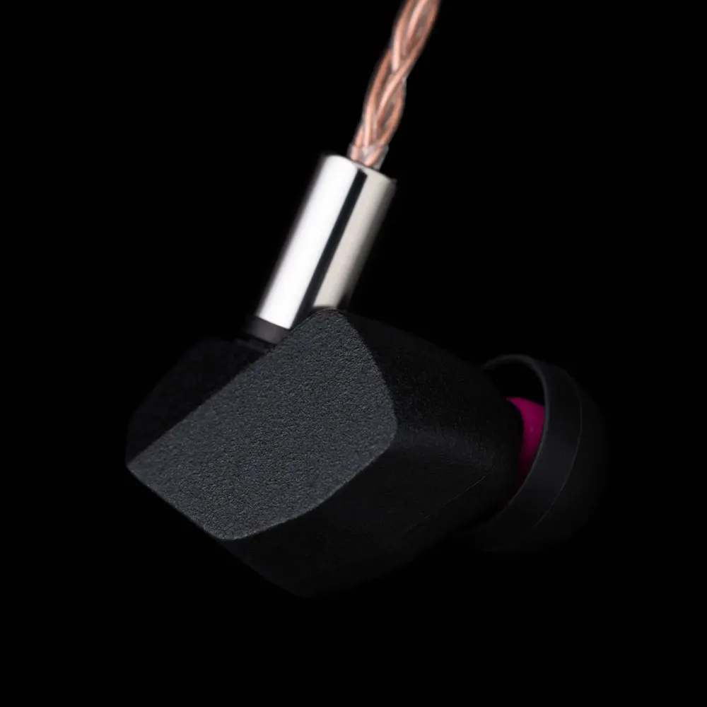 Final Audio A6000 Black