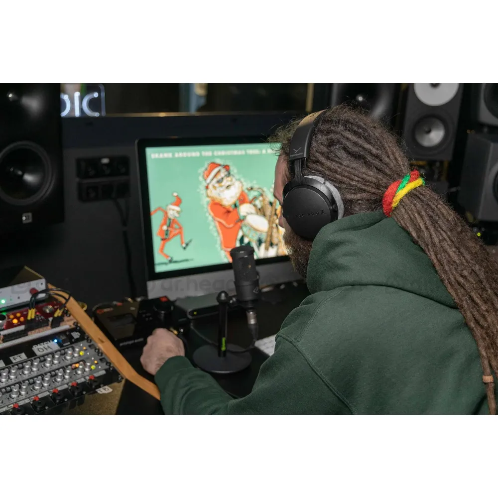 Beyerdynamic DT 700 PRO X