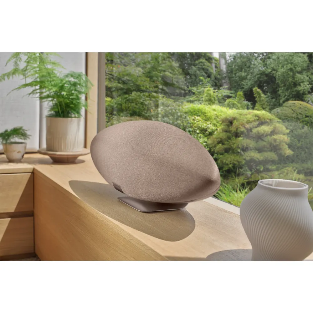 Bowers & Wilkins Zeppelin Pro Edition Solar Gold