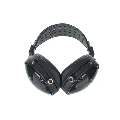 Audeze LCD-2 Classic Closed Case XLR