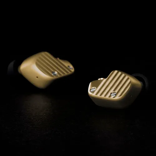 Final Audio A10000 Collector’s Edition Gold