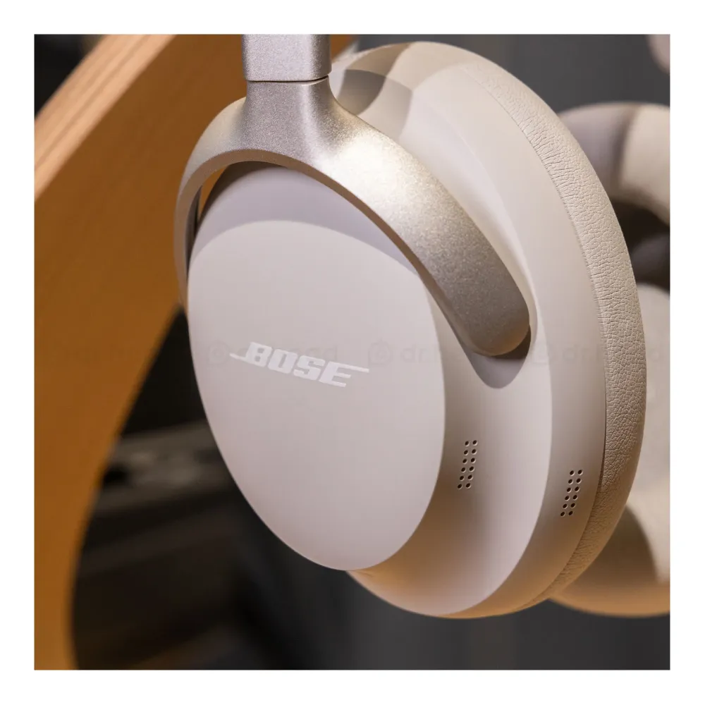 Bose QuietComfort Ultra White Smoke