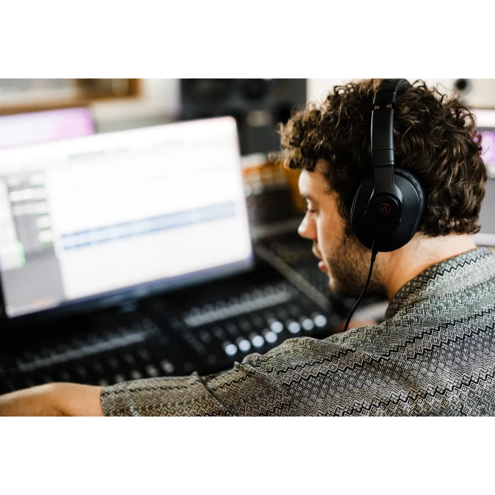 Austrian Audio Hi-X20