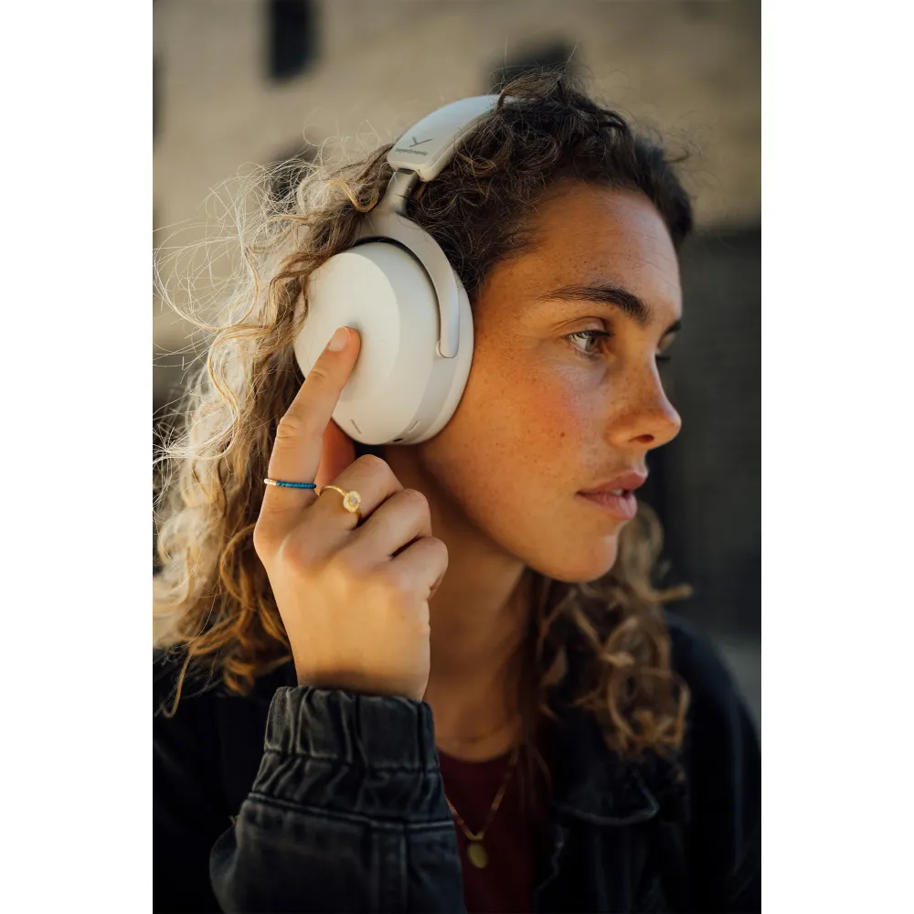 beyerdynamic AVENTHO 300 White