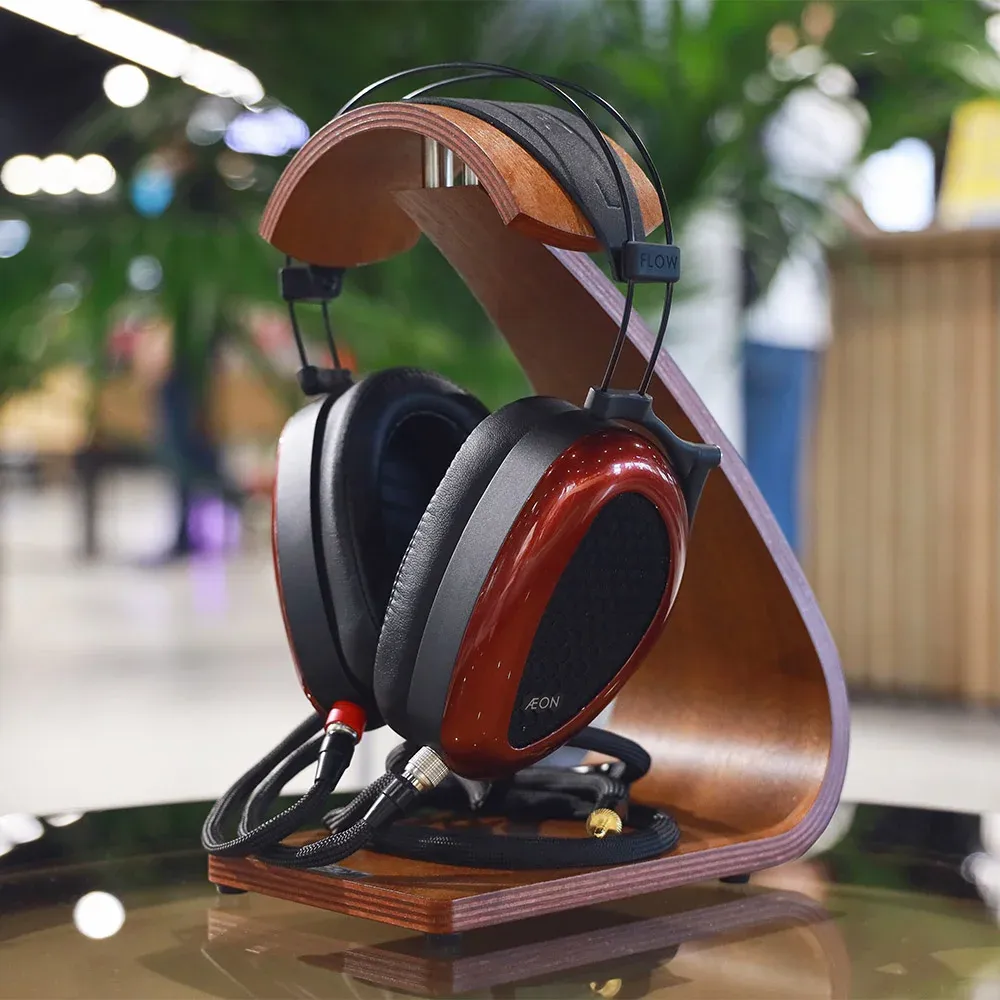 Dan Clark Audio AEON 2 Open Black Red 4-pin XLR