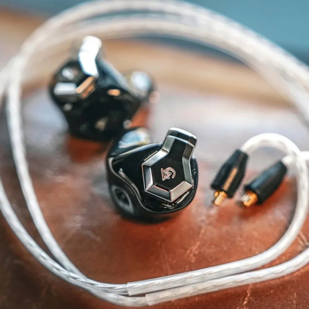 Campfire Audio Ponderosa Deluxe Universal Black