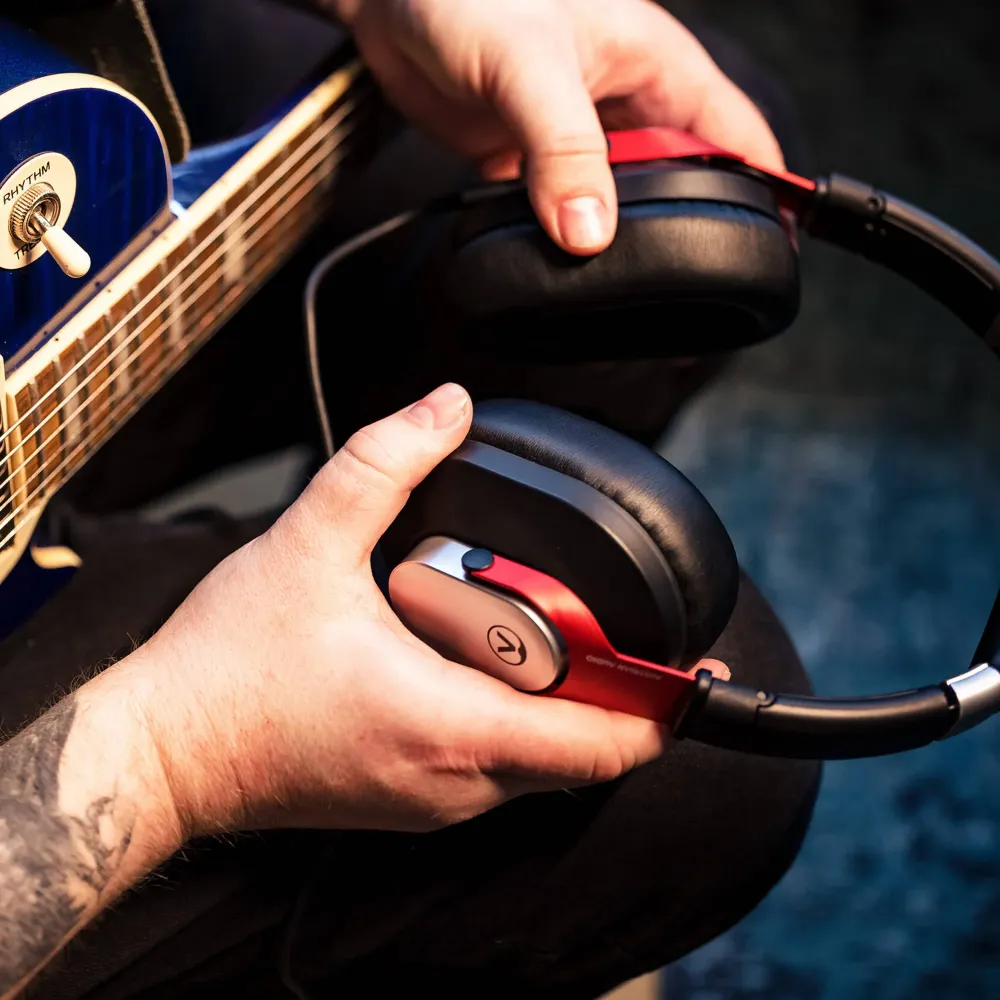 Austrian Audio Hi-X15