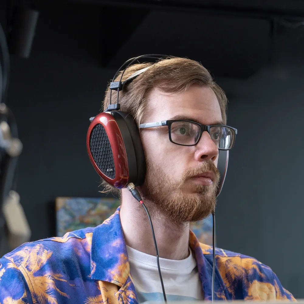 Dan Clark Audio AEON 2 Open Black Red 4-pin XLR