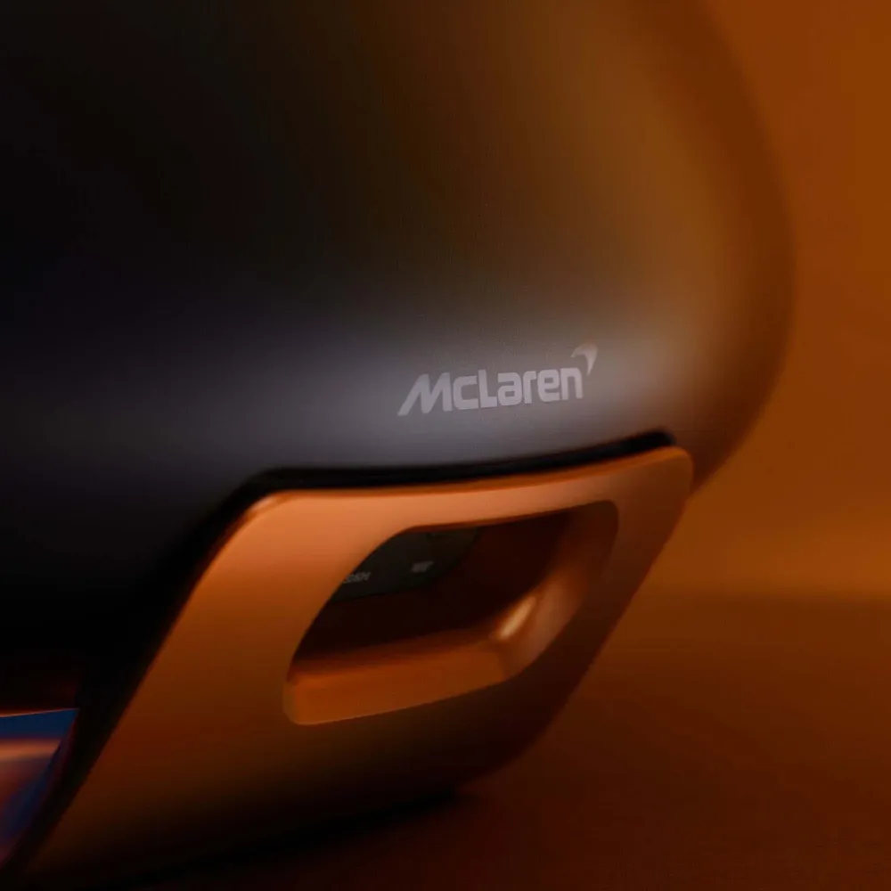 Bowers & Wilkins Zeppelin McLaren Edition