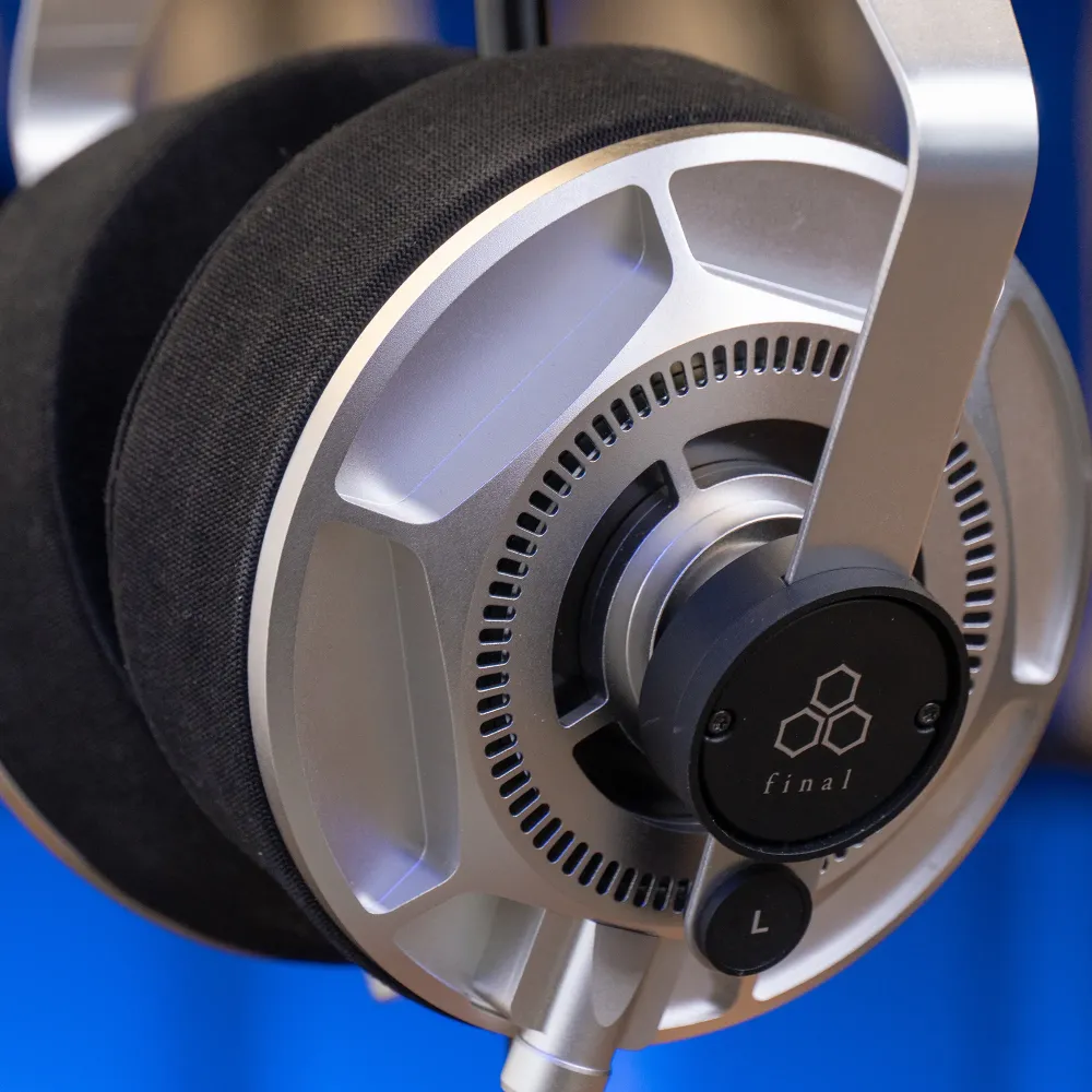 Final Audio D8000 DC Pro Edition Silver