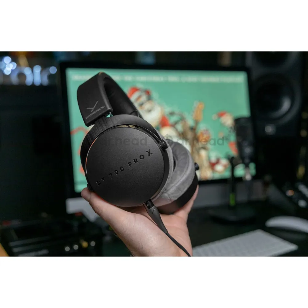 Beyerdynamic DT 700 PRO X