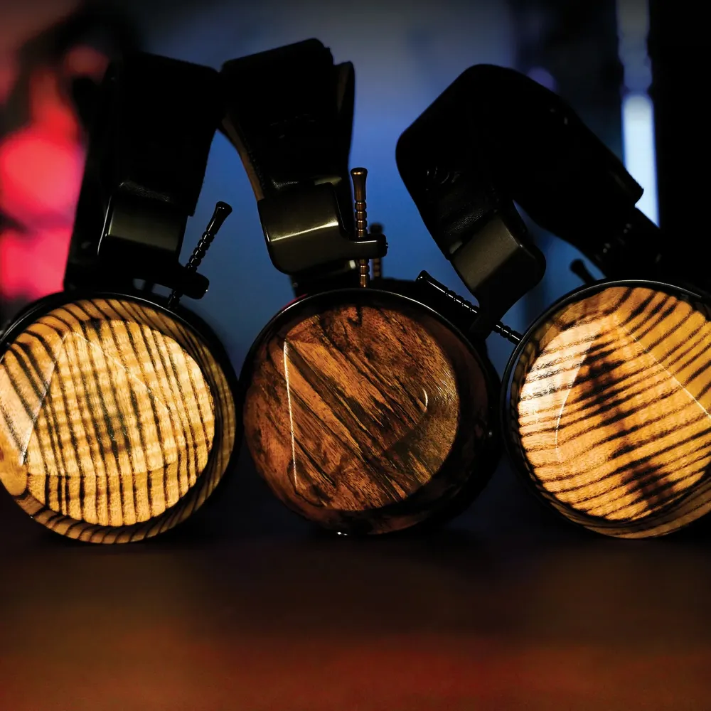 ZMF Caldera Closed Ash Wood