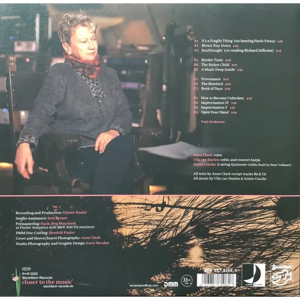 Anne Clark With Ulla van Daelen & Justin Ciuche – Borderland (Found Music For A Lost World) 2LP