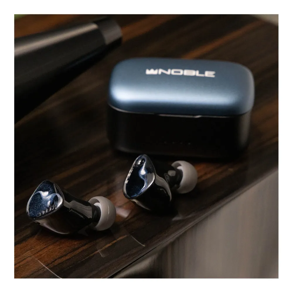 Noble Audio FoKus Mystique Blue Black