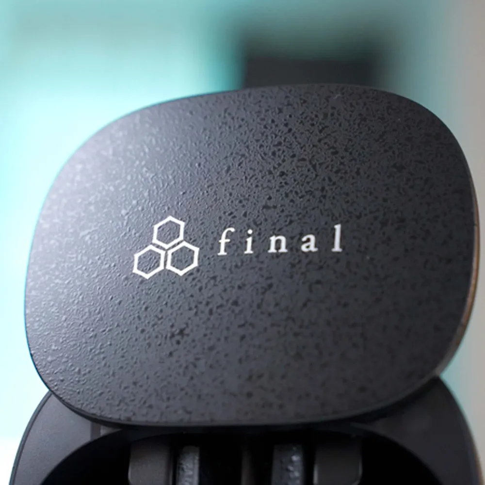 Final Audio ZE8000 Black