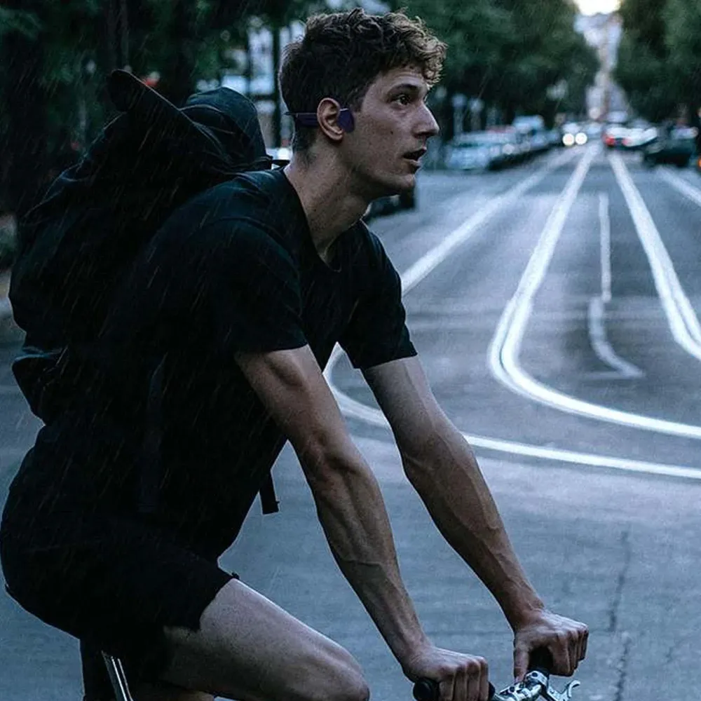 Creative Outlier Free Pro+ Blue/Black