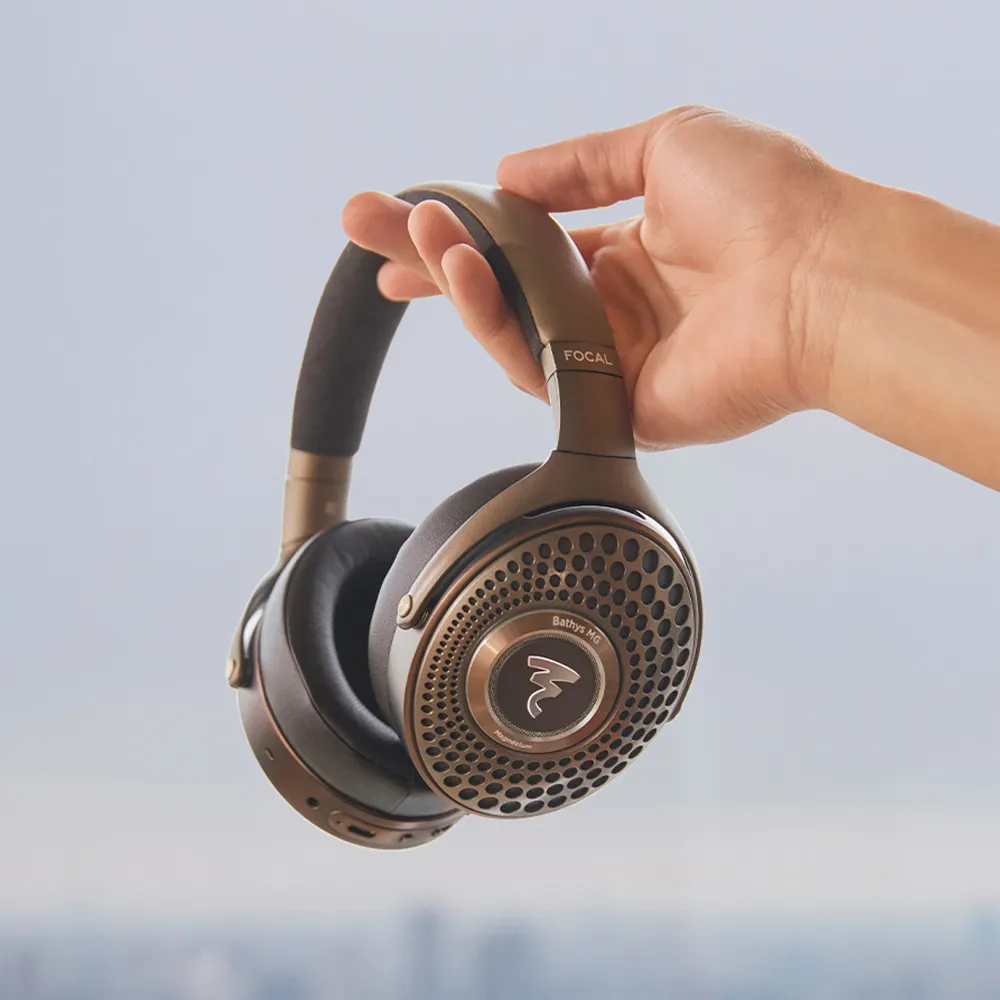 Focal Bathys MG Chestnut