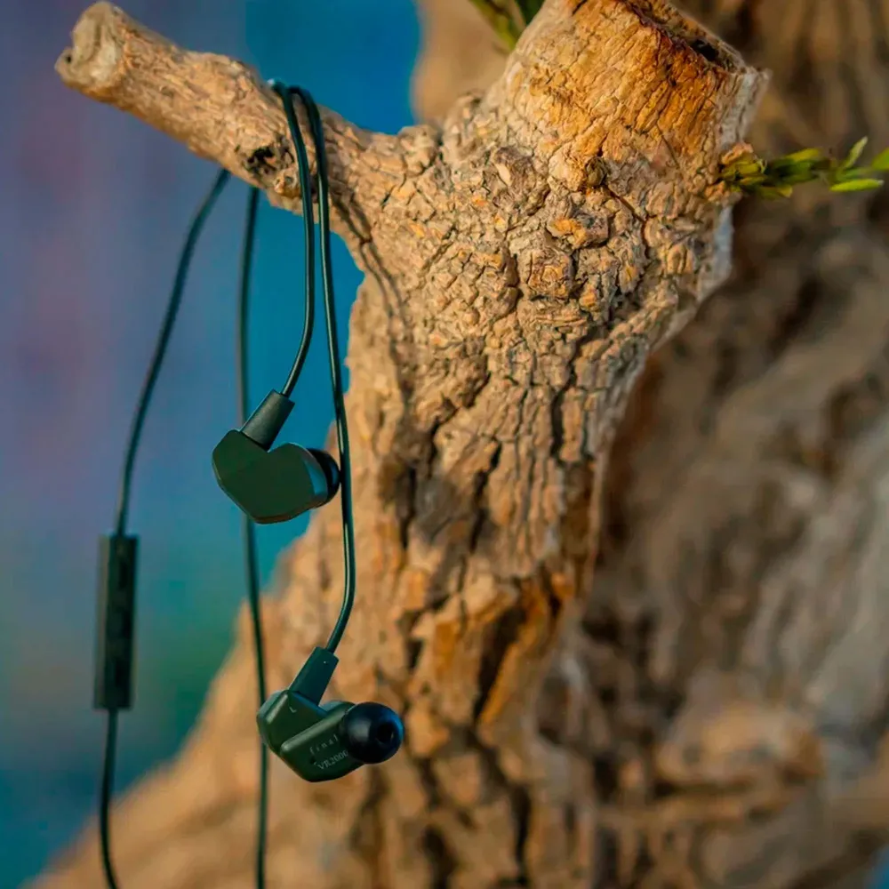 Final Audio VR2000 with Controller & Mic Dark Olive